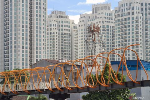 Pembangunan Skywalk Kebayoran Lama