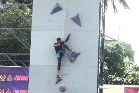 Adu panjat 40 atlet Kota Ambon untuk persiapan Popmal