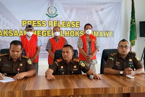Kejari Lhokseumawe tahan 3 pelaku tindak pidana korupsi bangunan pasar