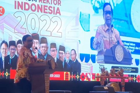 Mahfud MD: PSSI bertanggung jawab yuridis atas tragedi Kanjuruhan