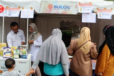 Omzet pasar murah di Kota Bandung hampir tembus Rp 1 miliar