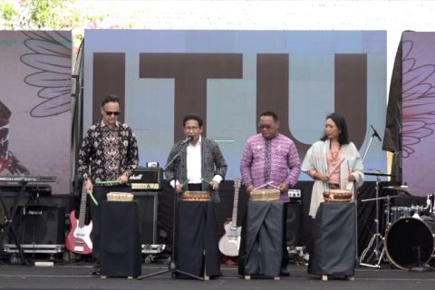 Puncak Gernas BBI di Malut, Gus Halim harap UMKM dan BUMDes berkembang