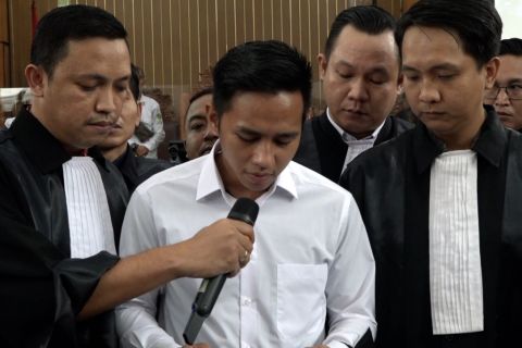 Tak bisa tolak perintah jenderal, Bharada E minta maaf usai sidang