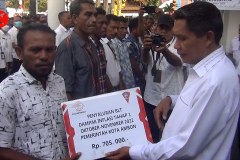 1.849 nelayan dan tukang ojek di Ambon terima subsidi BLT BBM