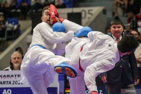 Kumite Perorangan Putra Karate 1 series A