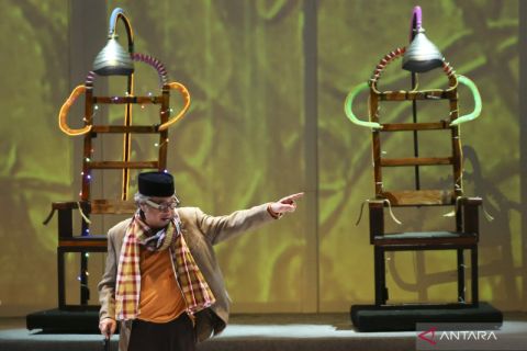 Pentas teater ke-38 Indonesia Kita