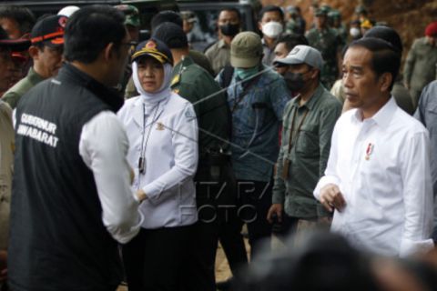 Presiden tinjau lokasi gempa Cianjur