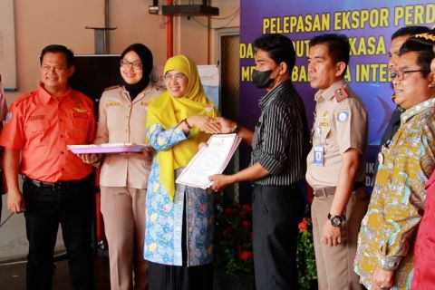 Ekspor perdana 1,6 ton tuna segar asal Sumbar ke Jepang