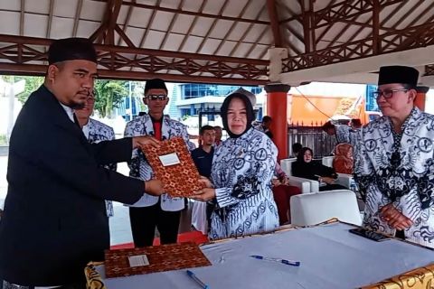 Peduli guru honorer, Pemkab Pandeglang siap rekrut 1900 tenaga guru
