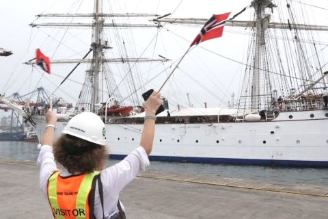 Pelayaran pinisi Norwegia untuk laut berkelanjutan