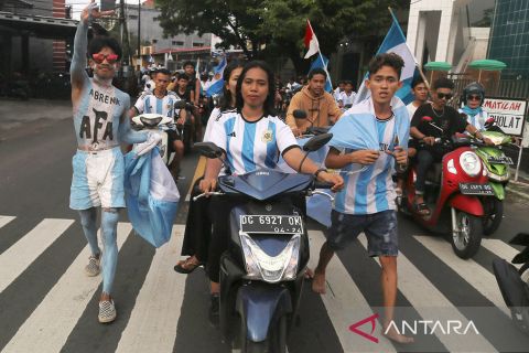 Konvoi pendukung Argentina di Ternate