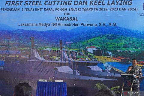 TNI AL bangun kapal perang buatan dalam negeri