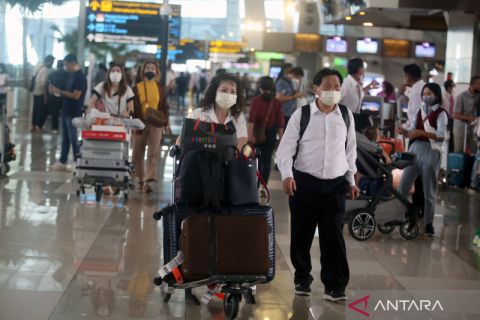 Puncak arus mudik Natal di Bandara Soekarno-Hatta