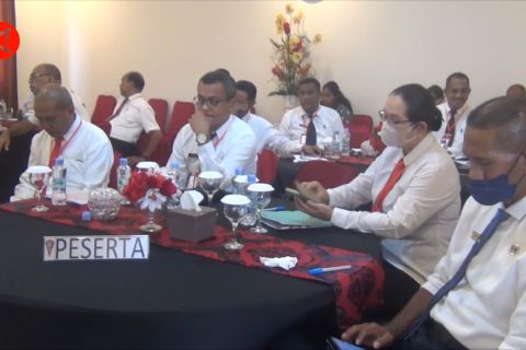 27 kepala dinas di Pemkot Ambon ikut uji kesesuaian