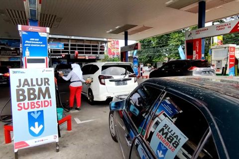 Libur akhr tahun, kebutuhan BBM Jateng dan DIY naik hingga 8 persen