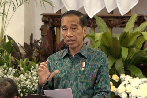 Presiden minta jajarannya waspadai krisis keuangan dan pangan di 2023