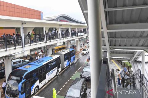Stasiun Jatinegara sudah terintegrasi dengan Halte TransJakarta