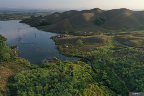 Wisata Bukit Punggung Kuda di Bombana