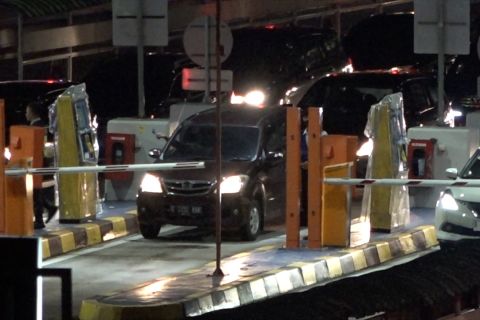 23 gardu disiapkan, tol Japek arah Jakarta masih terapkan 'contraflow'