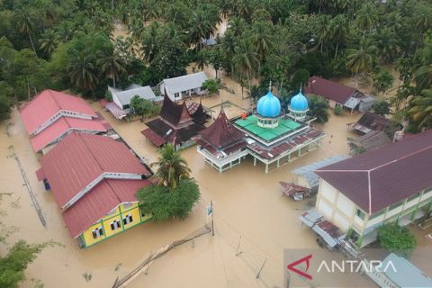 Banjir dan longsor di Padang Pariaman