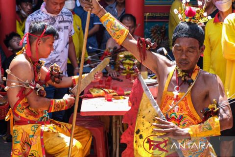 Tradisi Cue Lak di Kepulauan Meranti