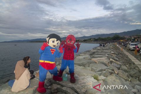 Revitalisasi Kawasan Wisata Pantai Teluk Palu