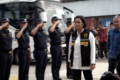 Kunjungi Cikarang Dry Port, Menkeu tinjau mekanisme pelayanan