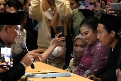 Upaya Pemkot Malang menekan pernikahan dini & nikah siri