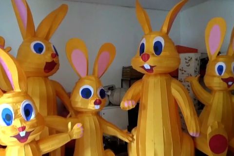 PPKM dicabut, omzet penjual lampion Imlek meningkat