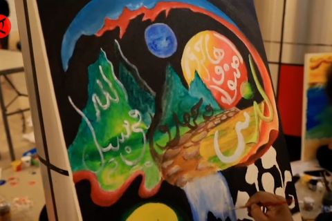 Syiar Islam melalui seni kaligrafi
