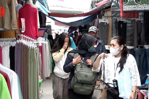 Begini situasi Tanah Abang usai pencabutan PPKM