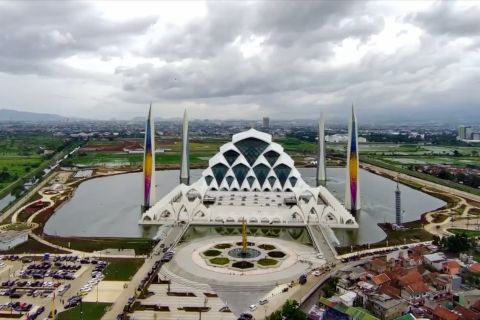 Wagub Jabar minta anggaran Masjid Al-Jabbar tidak dipermasalahkan