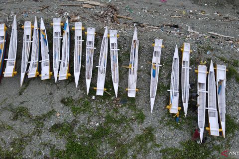 Bantuan Perahu Untuk Nelayan Teluk Palu