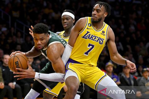Milwaukee Bucks tekuk LA Lakers 115-106