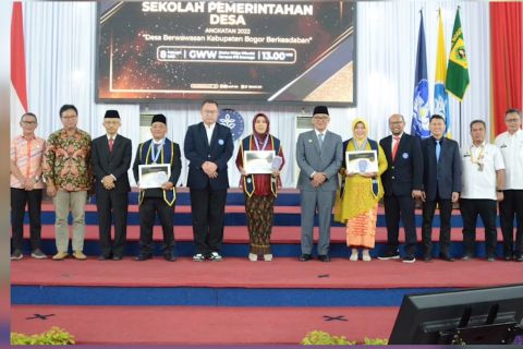 165 perangkat desa jalani wisuda di kampus IPB University Bogor