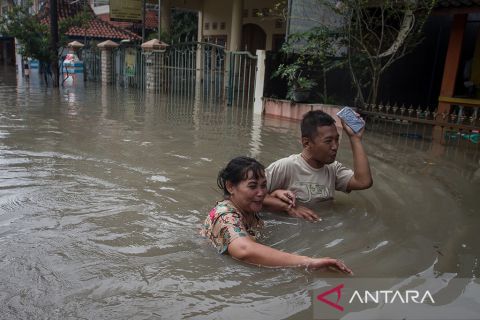 Bengawan Solo meluap, ribuan warga terdampak