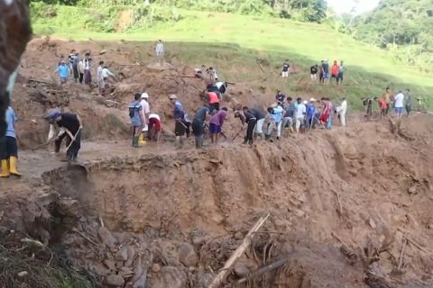 Badan Geologi mengembangkan pendeteksi longsor