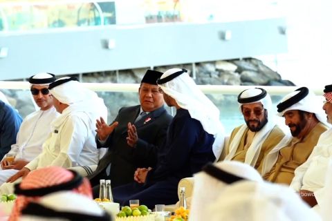 Kemenhan kenalkan produk industri pertahanan dalam pameran di UEA