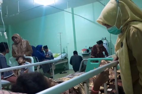 Polres Ternate selidiki penyebab puluhan warga keracunan makanan