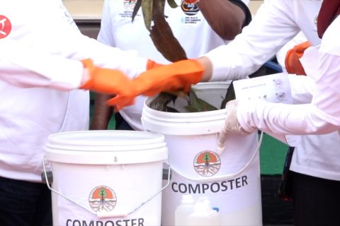 Menteri LHK ajak masyarakat kelola sampah daur ulang dengan composting