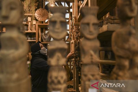 Ragam karya UKM dalam INACRAFT 2023