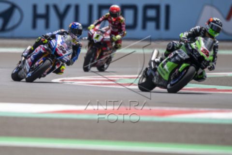 Sesi latihan bebas pertama WSBK