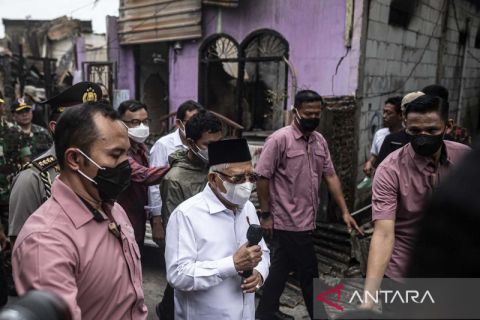 Wapres kunjungi lokasi permukiman yang terdampak kebakaran Depo Pertamina