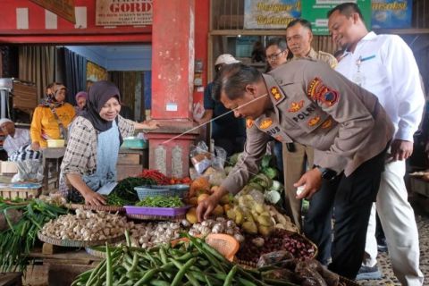 Pantauan harga kebutuhan pokok