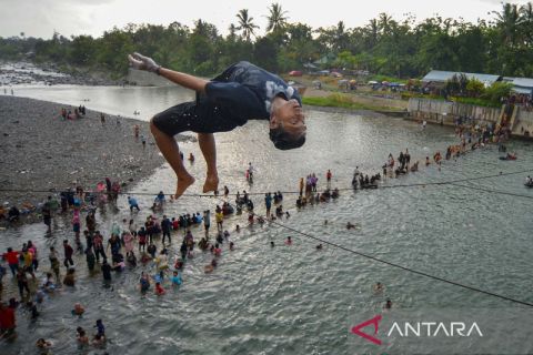 Tradisi Balimau di Padang