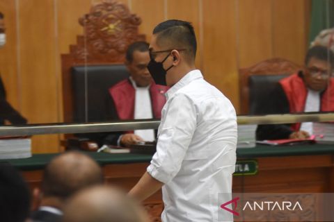 Dody Prawiranegara dituntut 20 tahun penjara