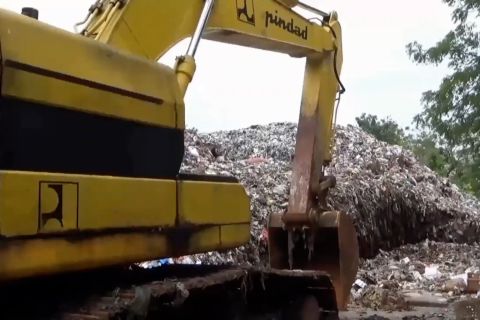 DLH Ngawi alokasikan dana 8 miliar untuk bangun TPST di Selopuro