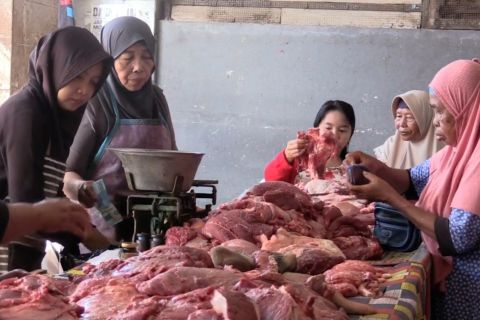 Harga cabai dan daging di NTB naik, seiring tingginya permintaan