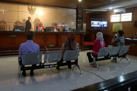 Jaksa KPK cecar saksi soal aliran dana Rp15 M kasus suap hakim agung