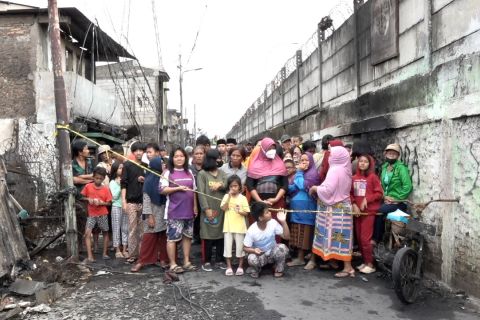 Ini kondisi Tanah Merah pascakebakaran Plumpang hari kedua
